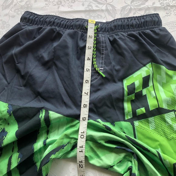 Minecraft Graphics Boys Size 14-16 Swimming Trunks Shorts Mesh Lining Elastic - Picture 4 of 13